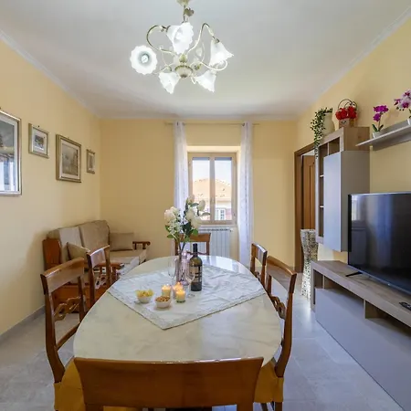 Casagiulia - Relaxterrace 4min Walk Station Appartement *