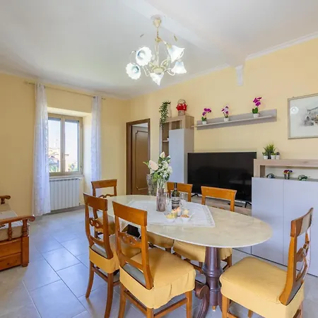Casagiulia - Relaxterrace 4min Walk Station Colonna