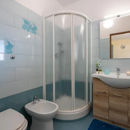 Casagiulia - Relaxterrace 4min Walk Station Appartement *