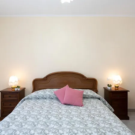 Appartement Casagiulia - Relaxterrace 4min Walk Station *