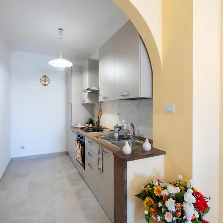 Casagiulia - Relaxterrace 4min Walk Station Appartement Colonna