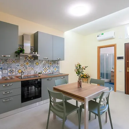 Casagiulia - Relaxterrace 4min Walk Station