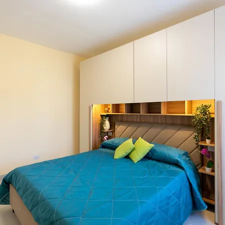 Appartement Casagiulia - Relaxterrace 4min Walk Station *
