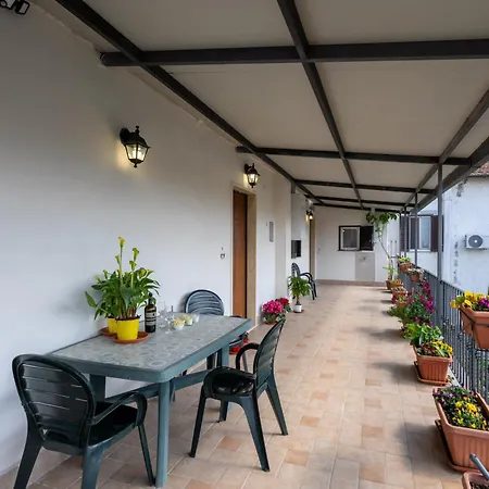 Casagiulia - Relaxterrace 4min Walk Station Appartement Colonna