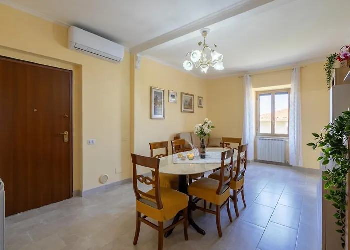 Casagiulia - Relaxterrace 4Min Walk Station Колонна