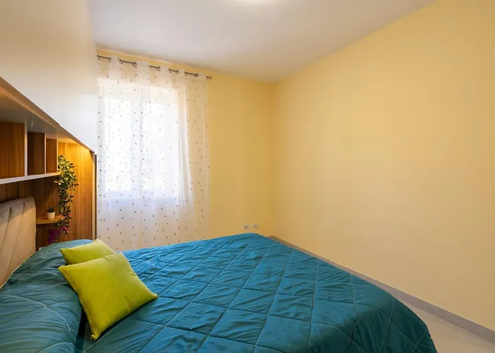 Casagiulia - Relaxterrace 4Min Walk Station * Колонна